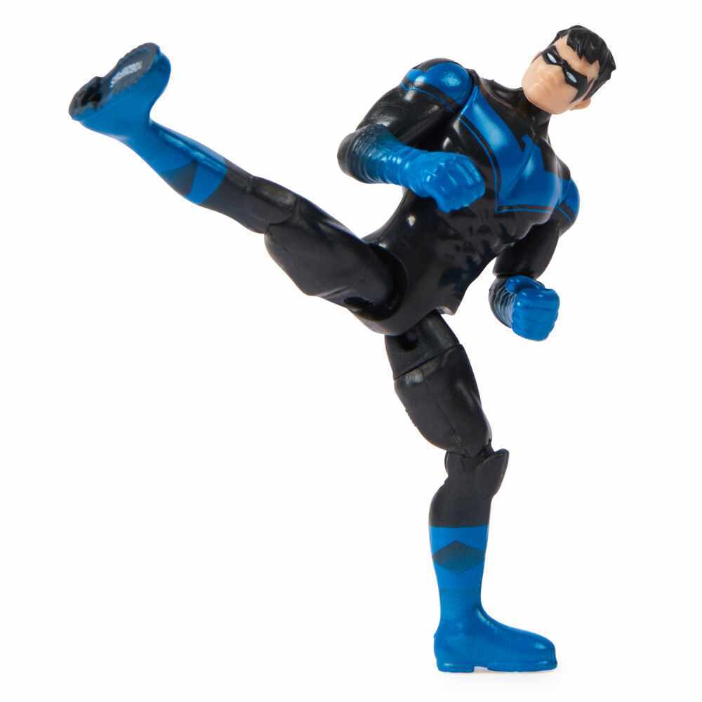 DC Batman Figure & 3 Surprise Accessories - Nightwing