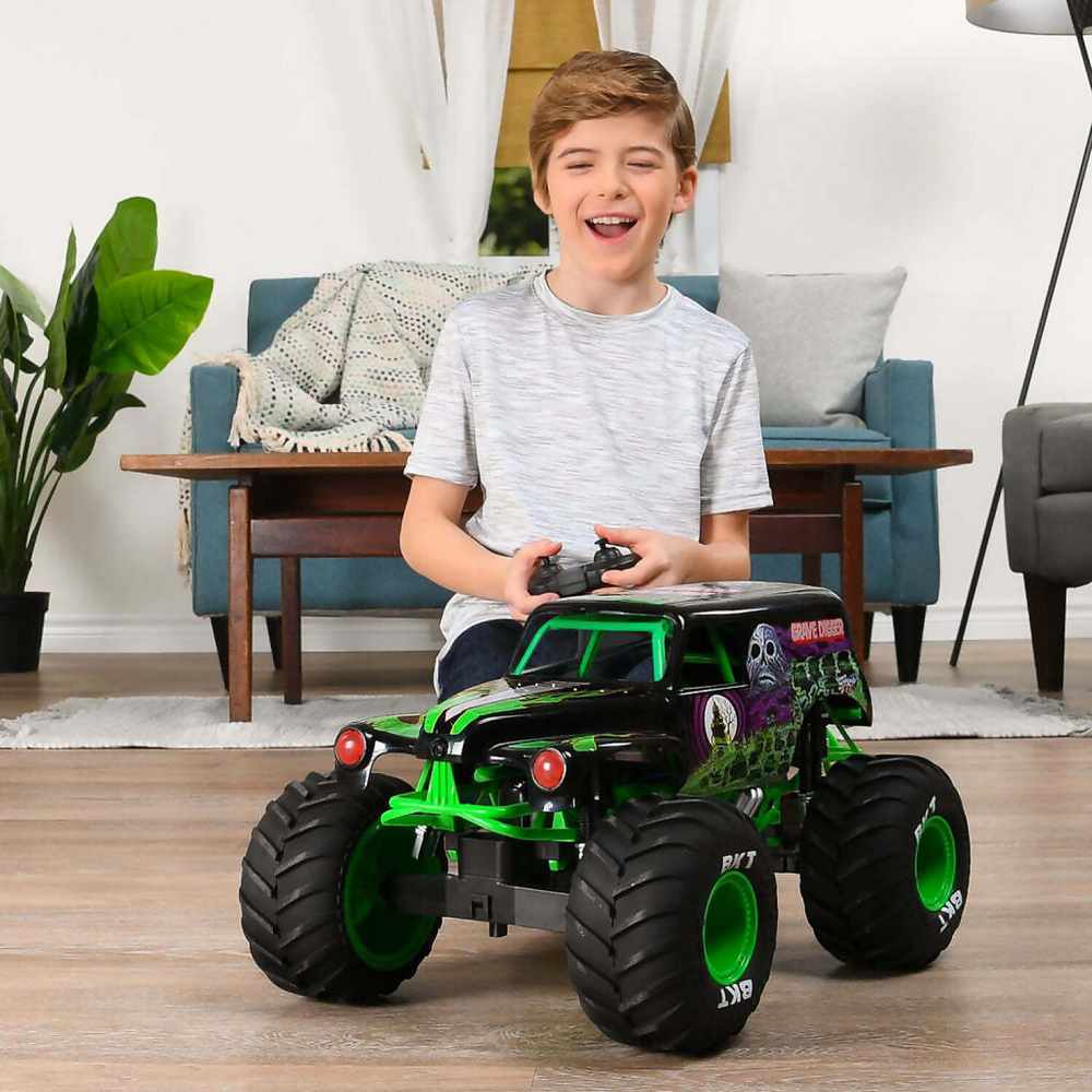 Monster Jam RC Truck 1:15 - Grave Digger