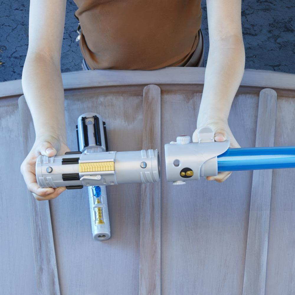 Star Wars Lightsaber Forge Luke Skywalker Electronic Extendable Blue Lightsaber