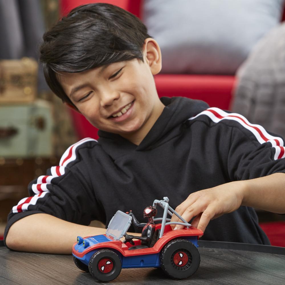 Marvel Spider-Man Spider-Mobile 15cm-Scale Vehicle and Miles Morales Action Figure