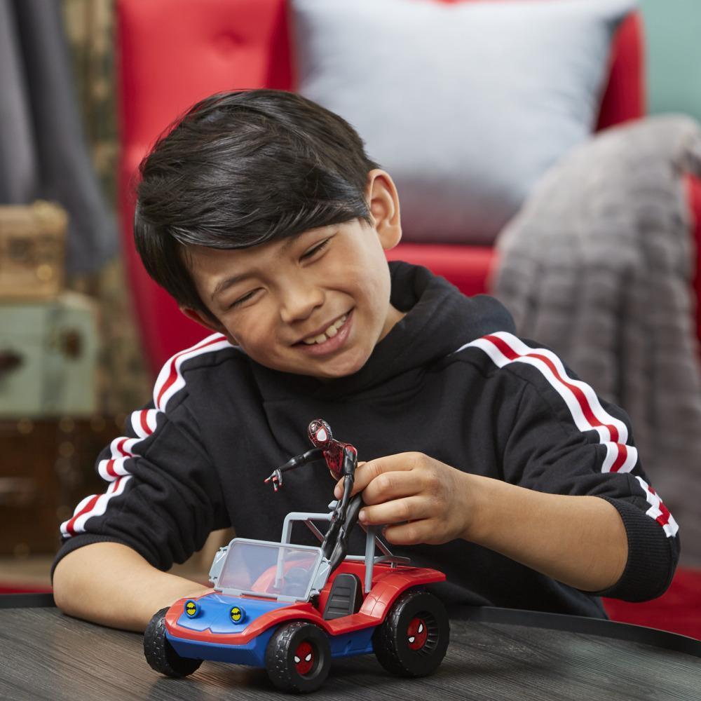 Marvel Spider-Man Spider-Mobile 15cm-Scale Vehicle and Miles Morales Action Figure