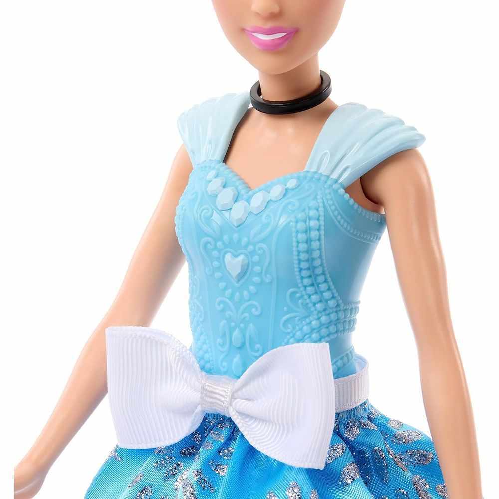 Disney Princess Royal Fashion Reveal Cinderella Doll