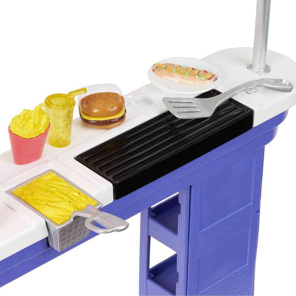 Barbie Beach Boardwalk Playset with Barbie Brooklyn & Malibu