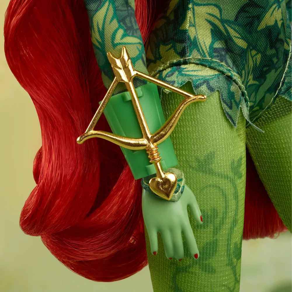 Barbie Signature Batman 85th Poison Ivy Doll