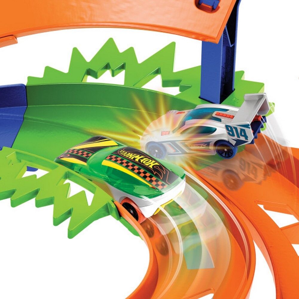 Hot Wheel Whip Around Raceway