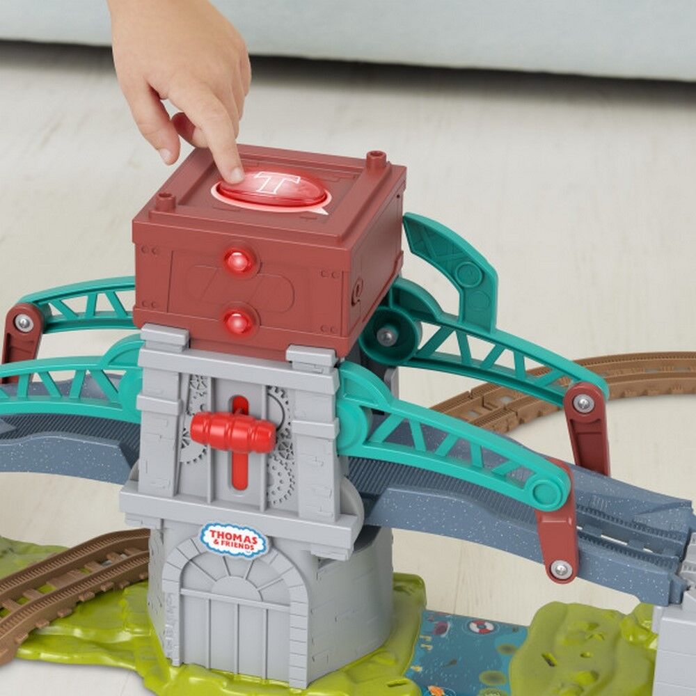 Fisher-Price Thomas & Friends Talking Bulstrode & Which - Way Bridge