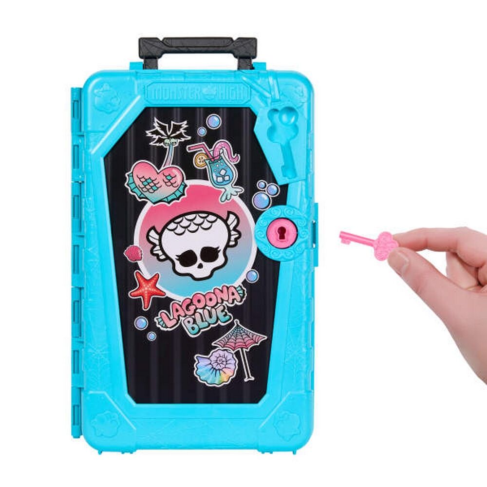 Monster High Skulltimate Secrets - Lagoona Blue Oasis Doll