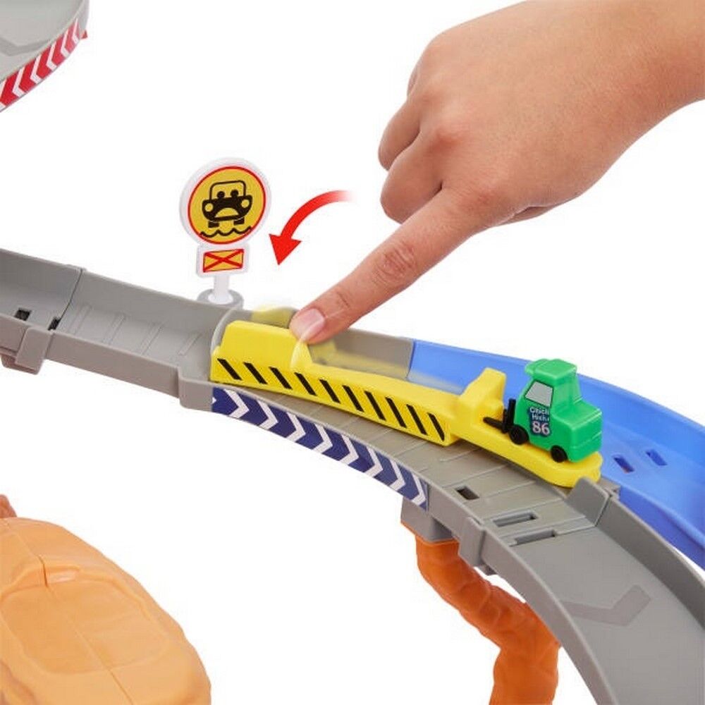 Disney and Pixar Cars - Radiator Springs Race & Rescue Rescue Road Raceway 2025 Driver Playset