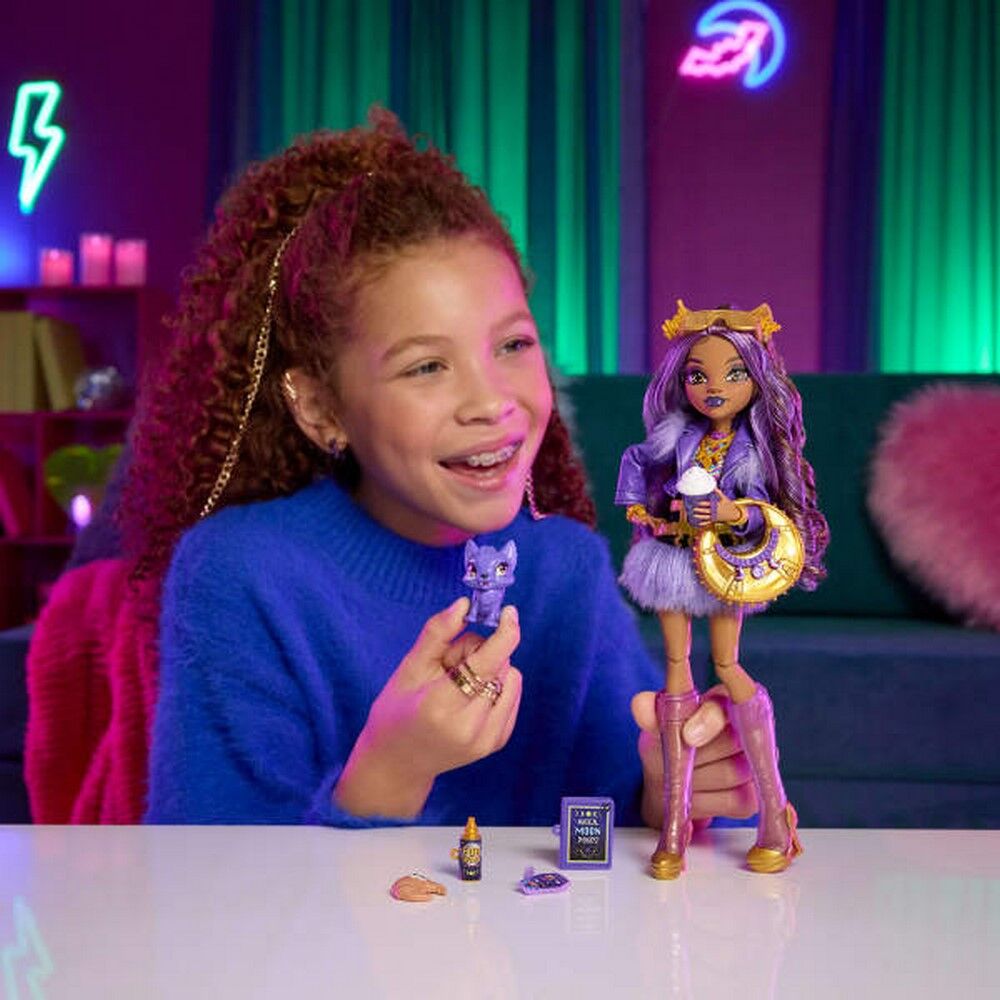 Monster High Clawdeen Wolf Doll with Fashion & Accessories