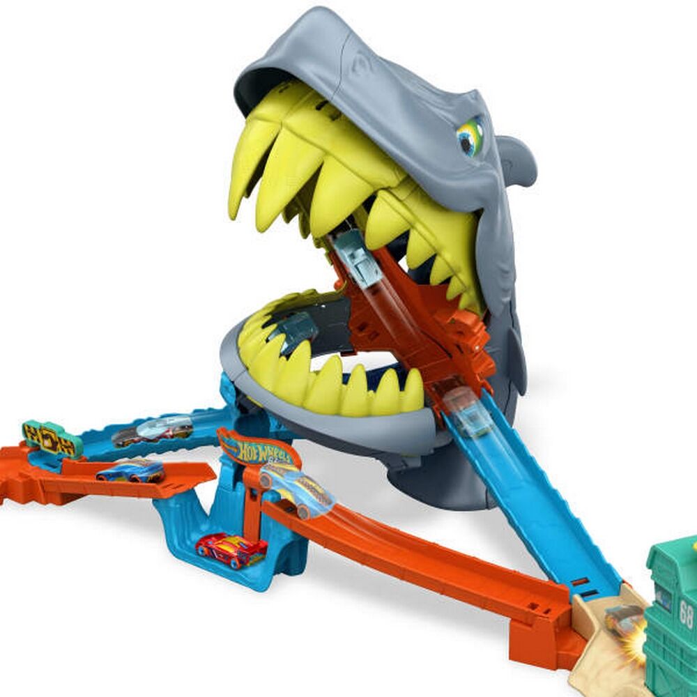 Hot Wheels City Shark Chomp Beach 2026