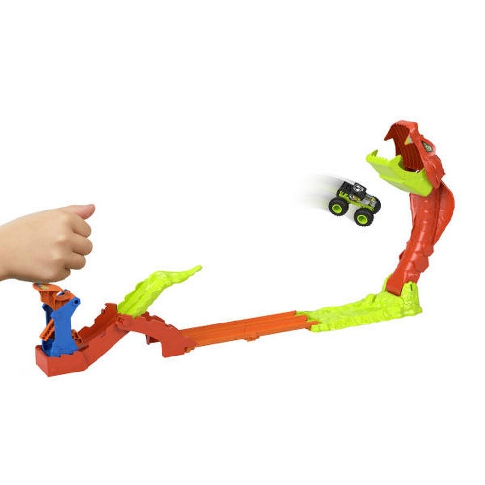 HW Monster Trucks Snake Slam Takedown Playset