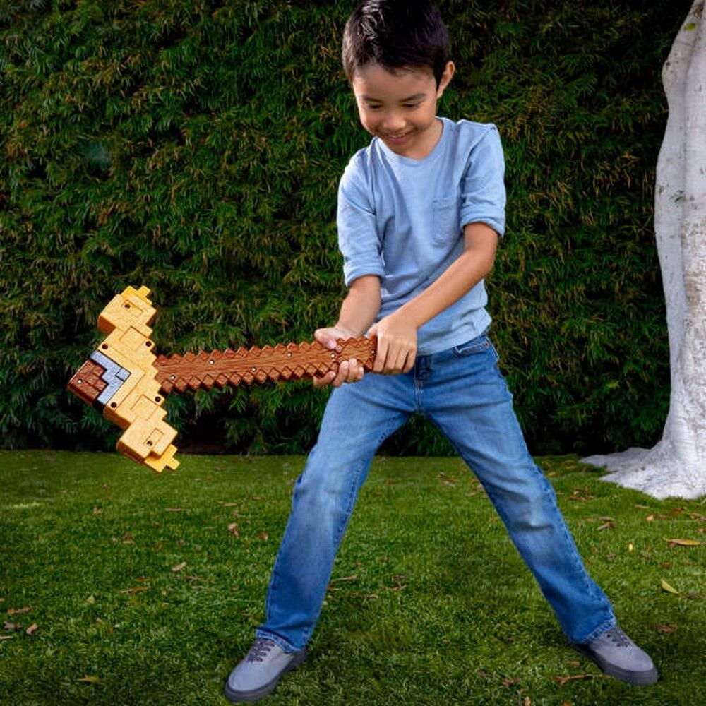 Minecraft Click and Switch Sword and Pickaxe Roleplay