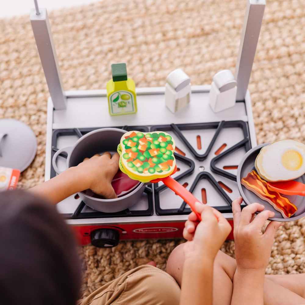 Melissa & Doug Deluxe Wooden Cooktop Set