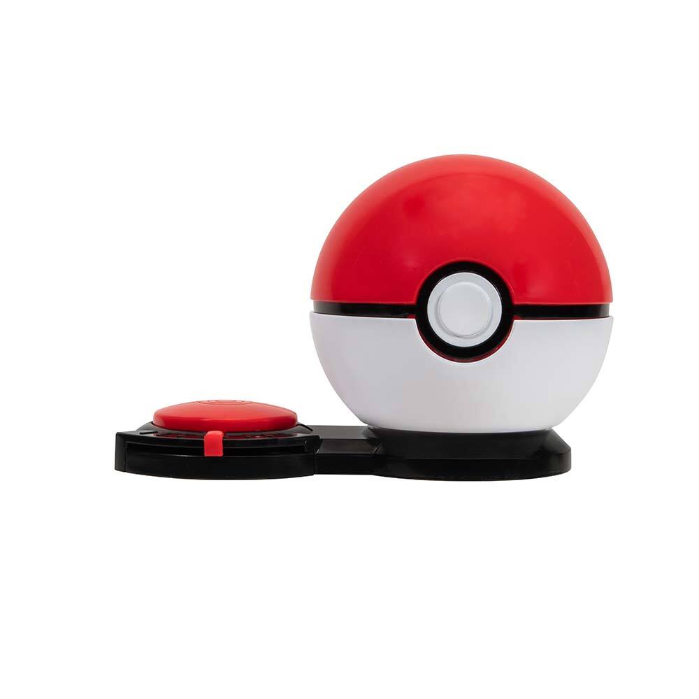 Pokemon Surprise Attack Game - Froakie + Poke Ball