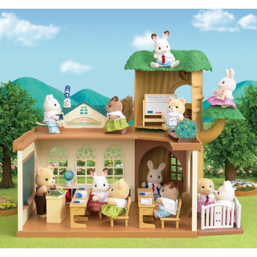 Sylvanian Families Country Tree School Playset with Desks, Blackboard & Accessories
