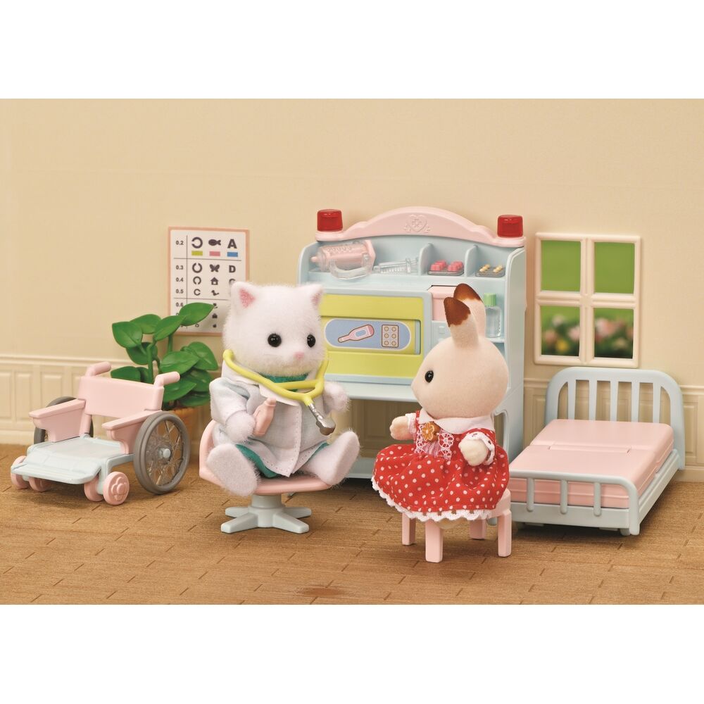 Sylvanian Families - Village Doctor Starter Set