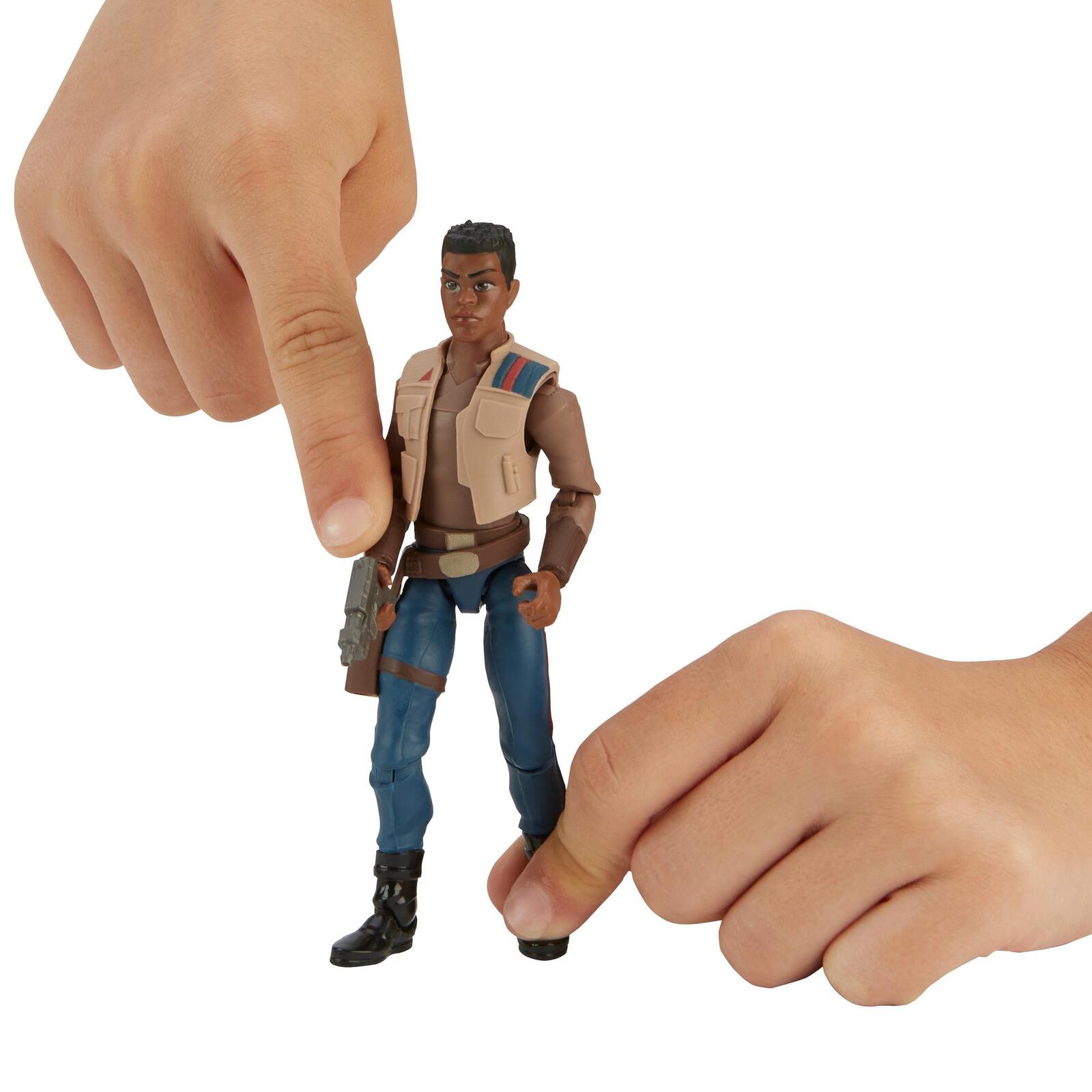 Star Wars Galaxy of Adventures Action Figure - Finn