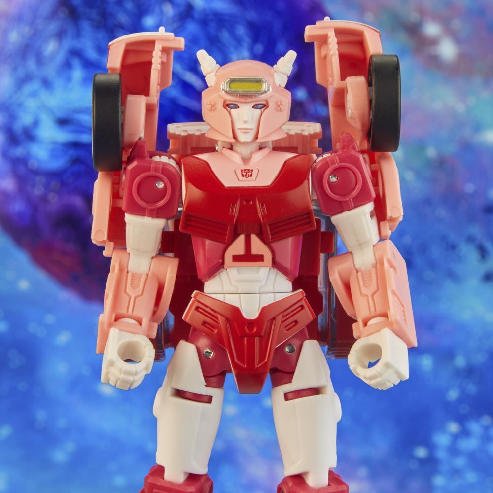 Transformers Generations Legacy Deluxe Class - Elita 1