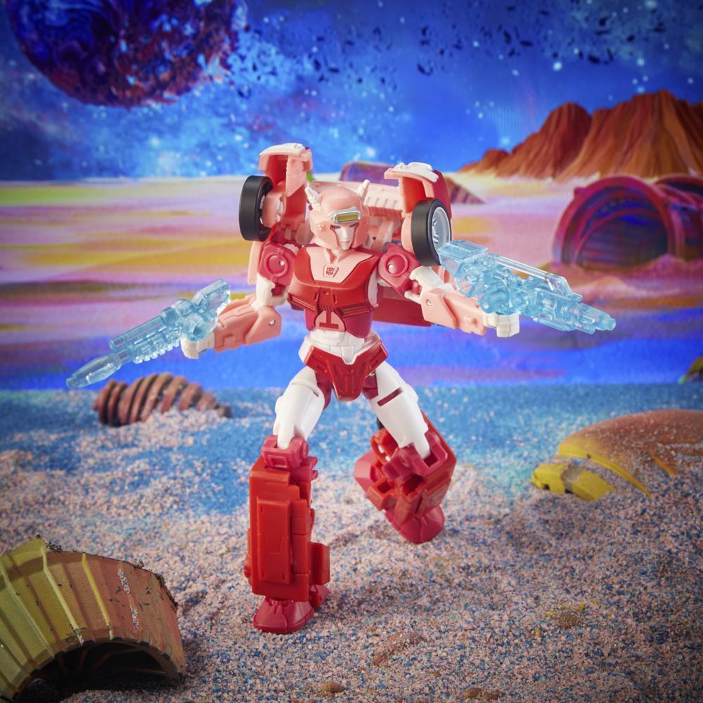 Transformers Generations Legacy Deluxe Class - Elita 1