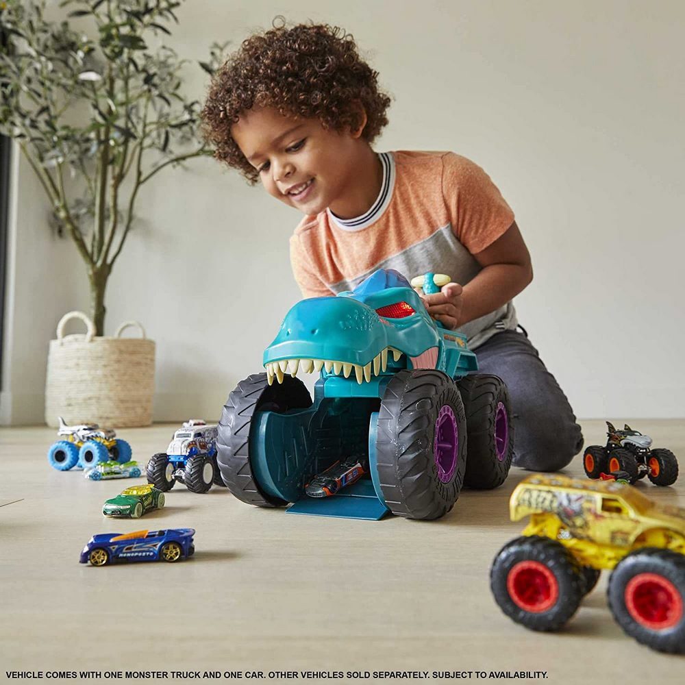 Hot Wheels Monster Trucks - Car Chompin MEGA Wrex