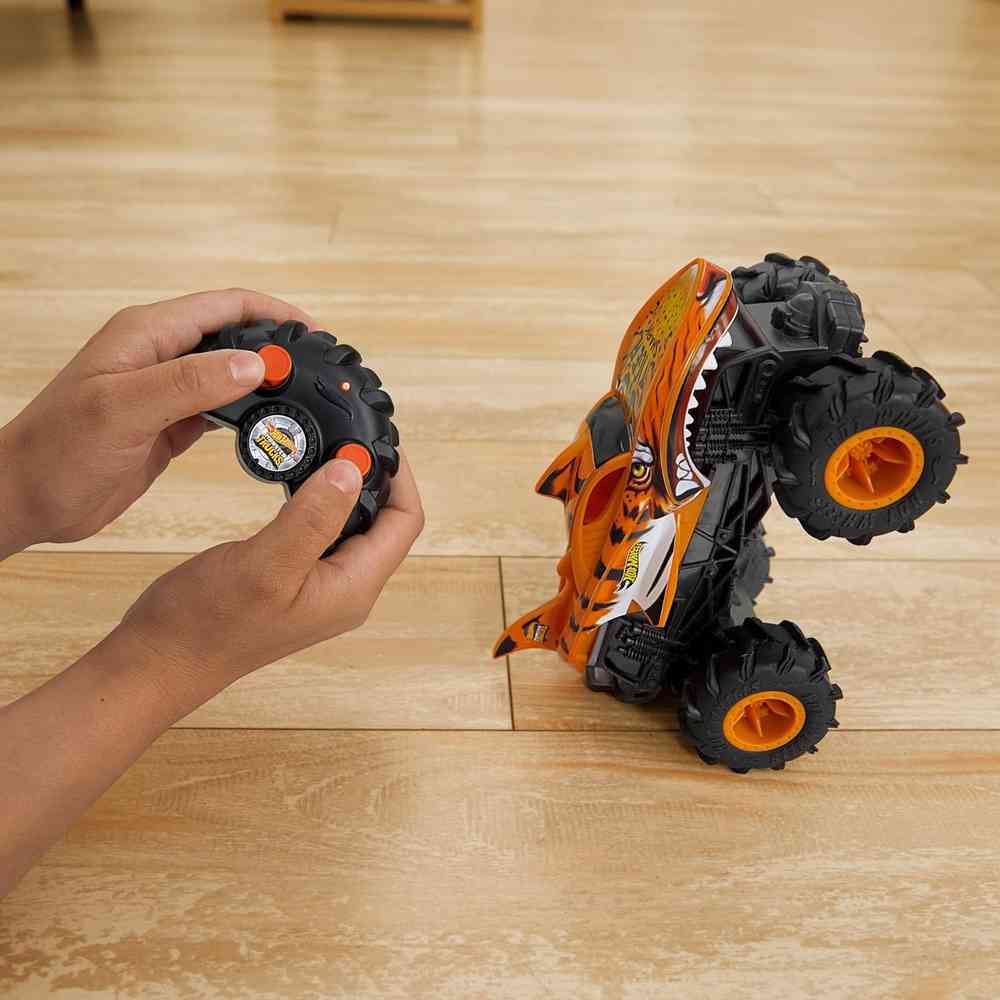 Hot Wheels Monster Truck 1:24 - Tiger Shark RC