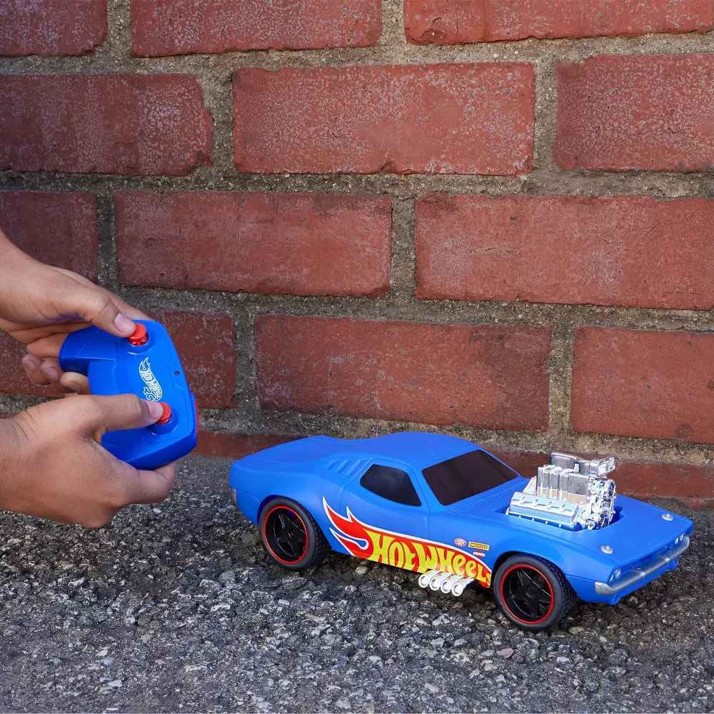 Hot Wheels RC 1:16 - Rodger Dodger RC