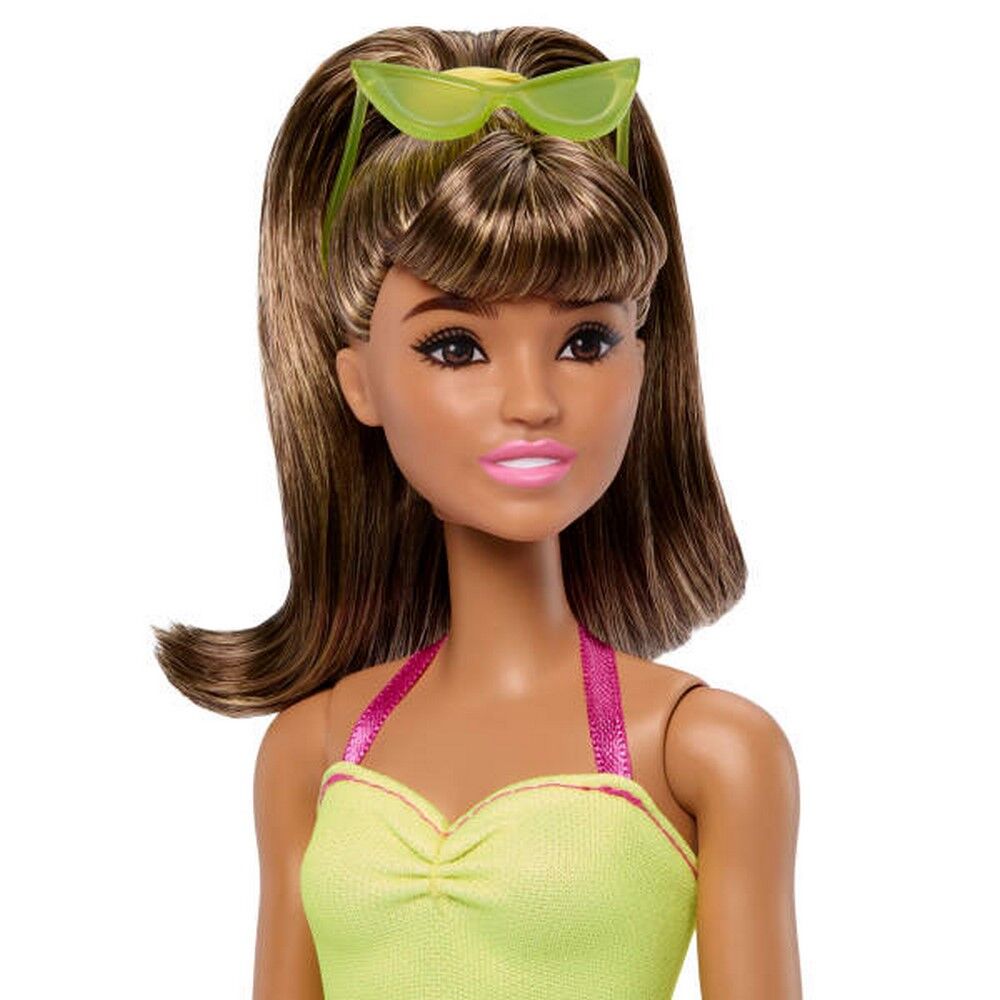 Barbie Style Barbie & Ken Fashion Dolls Set with Beach Looks & Accessories