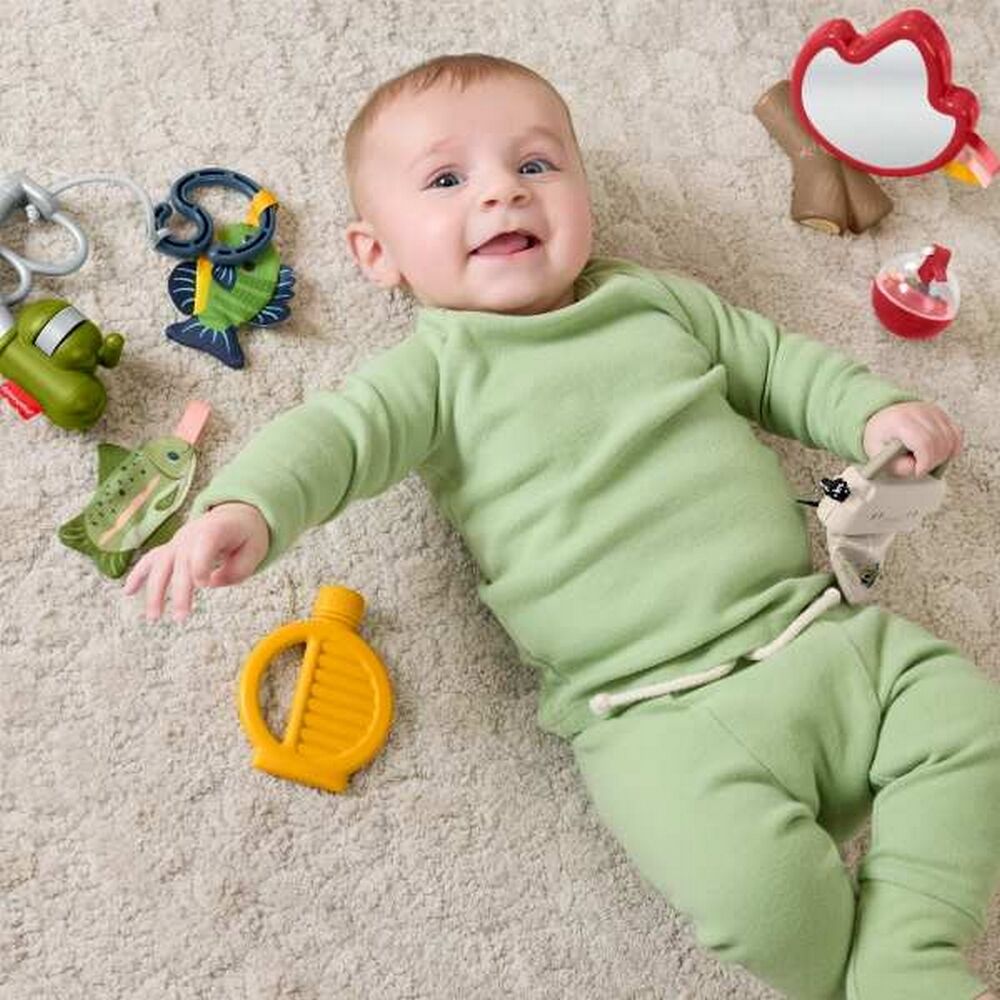 Fisher-Price Mini me Moment Camp & Crinkle Gift Set