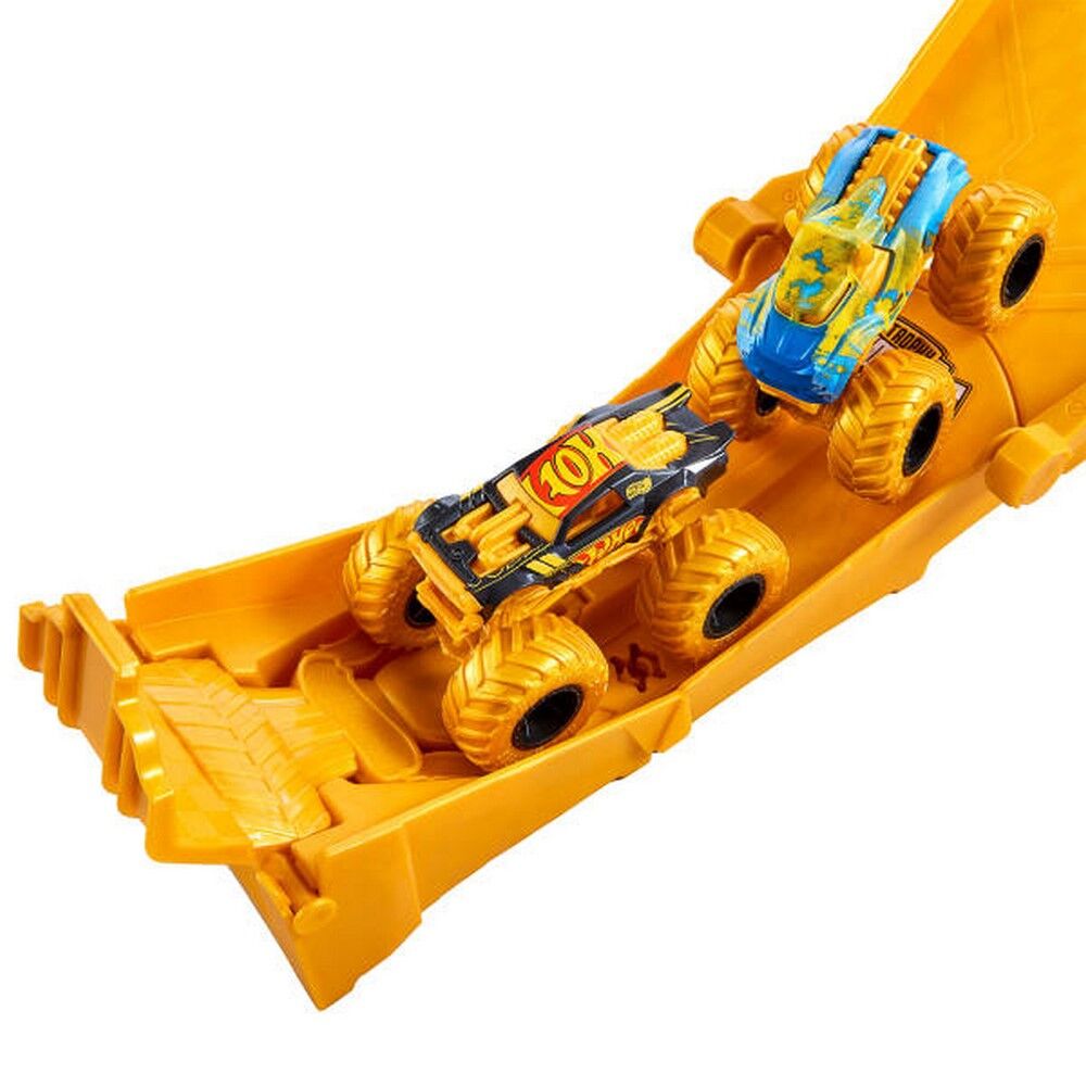 Hot Wheels Monster Trucks Trophy Champions Dual Terrain Raceway Playset